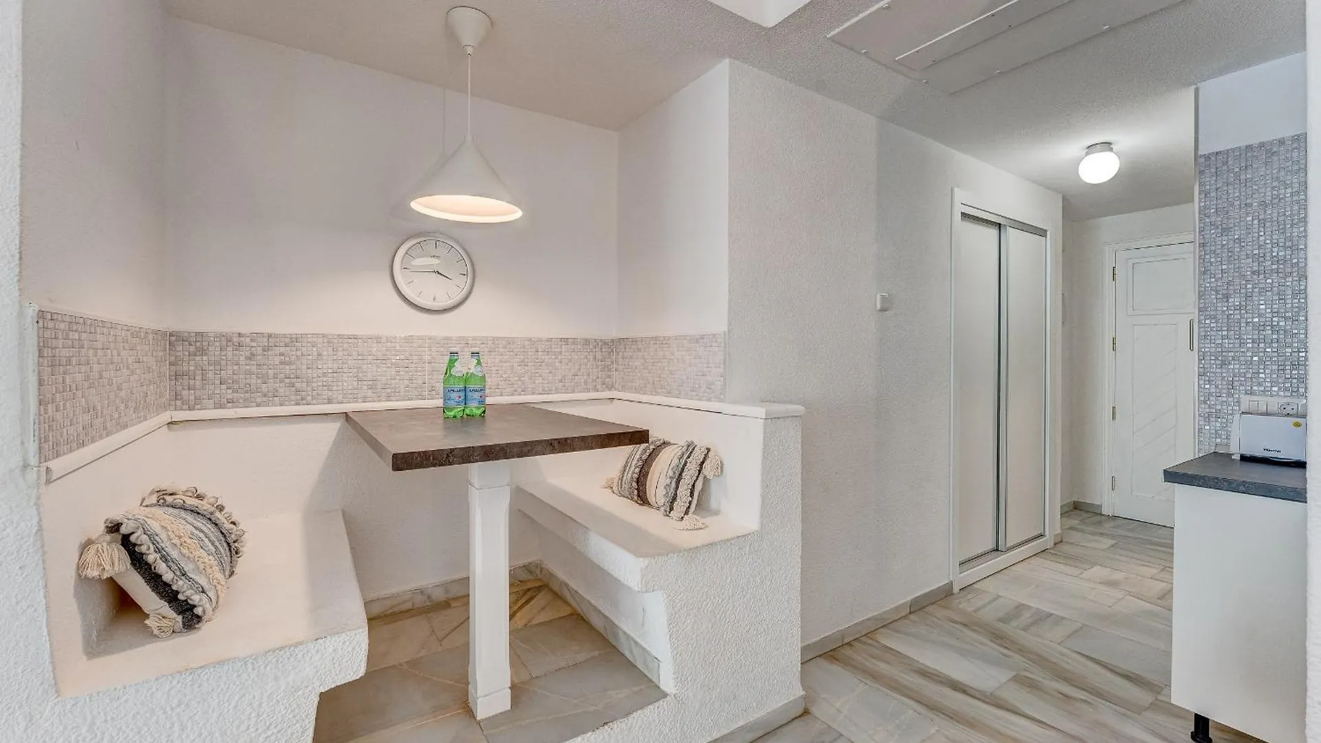 Apartment Graceful Brand New Studios In Altamira Costa Adeje